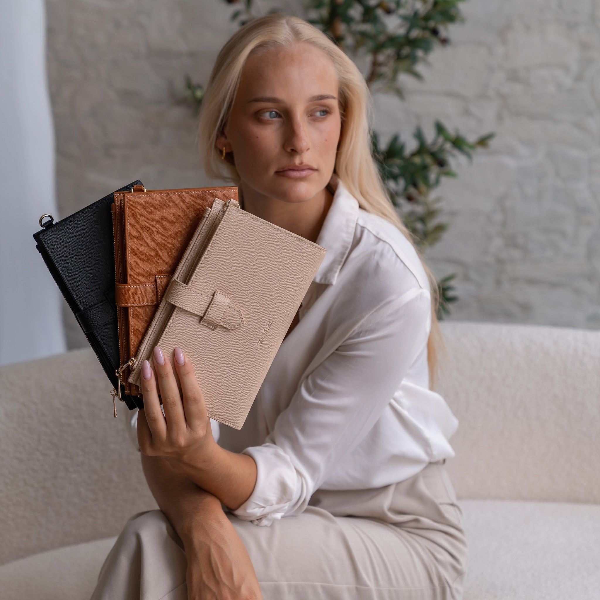 Travel Wallet - Tan