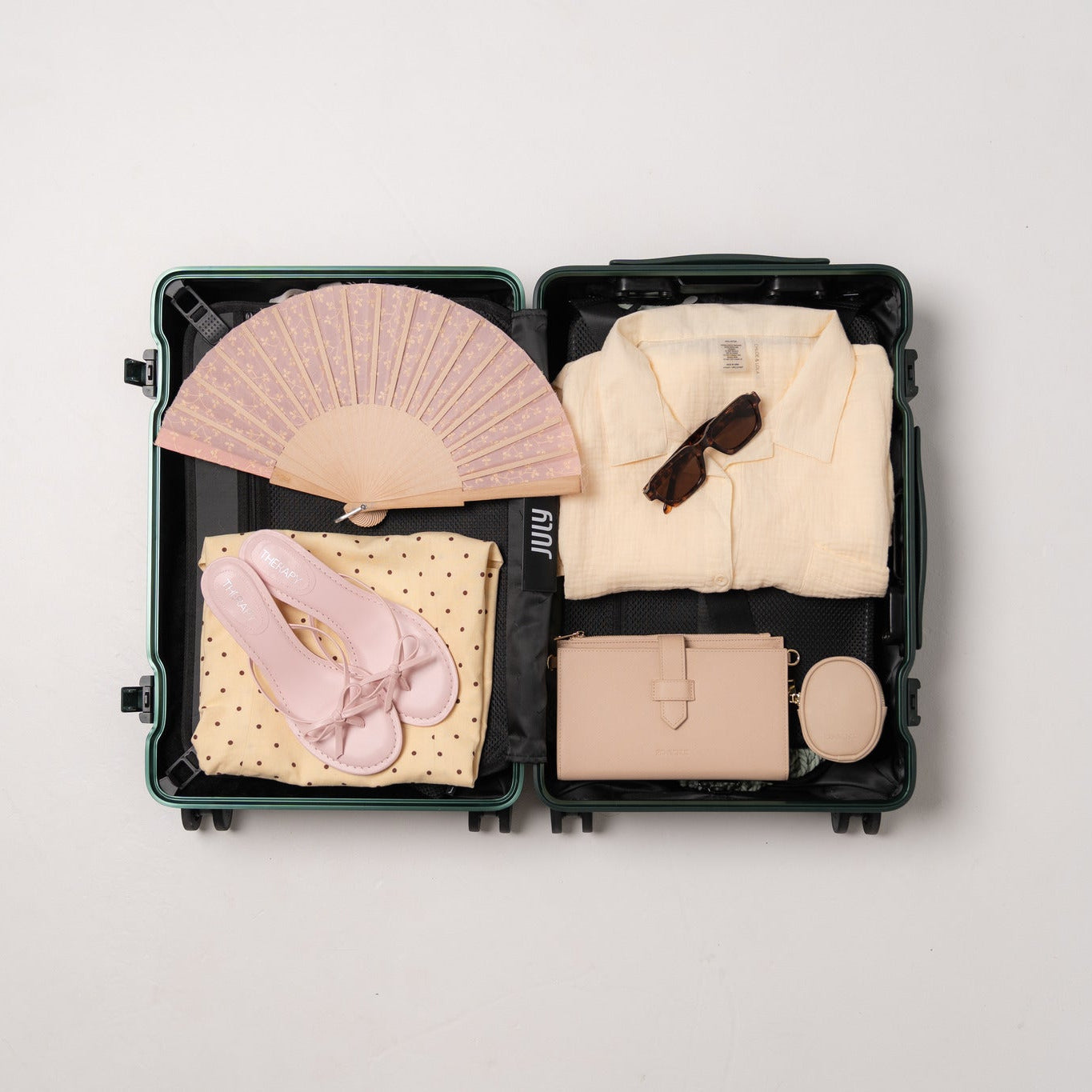 Travel Wallet - Beige