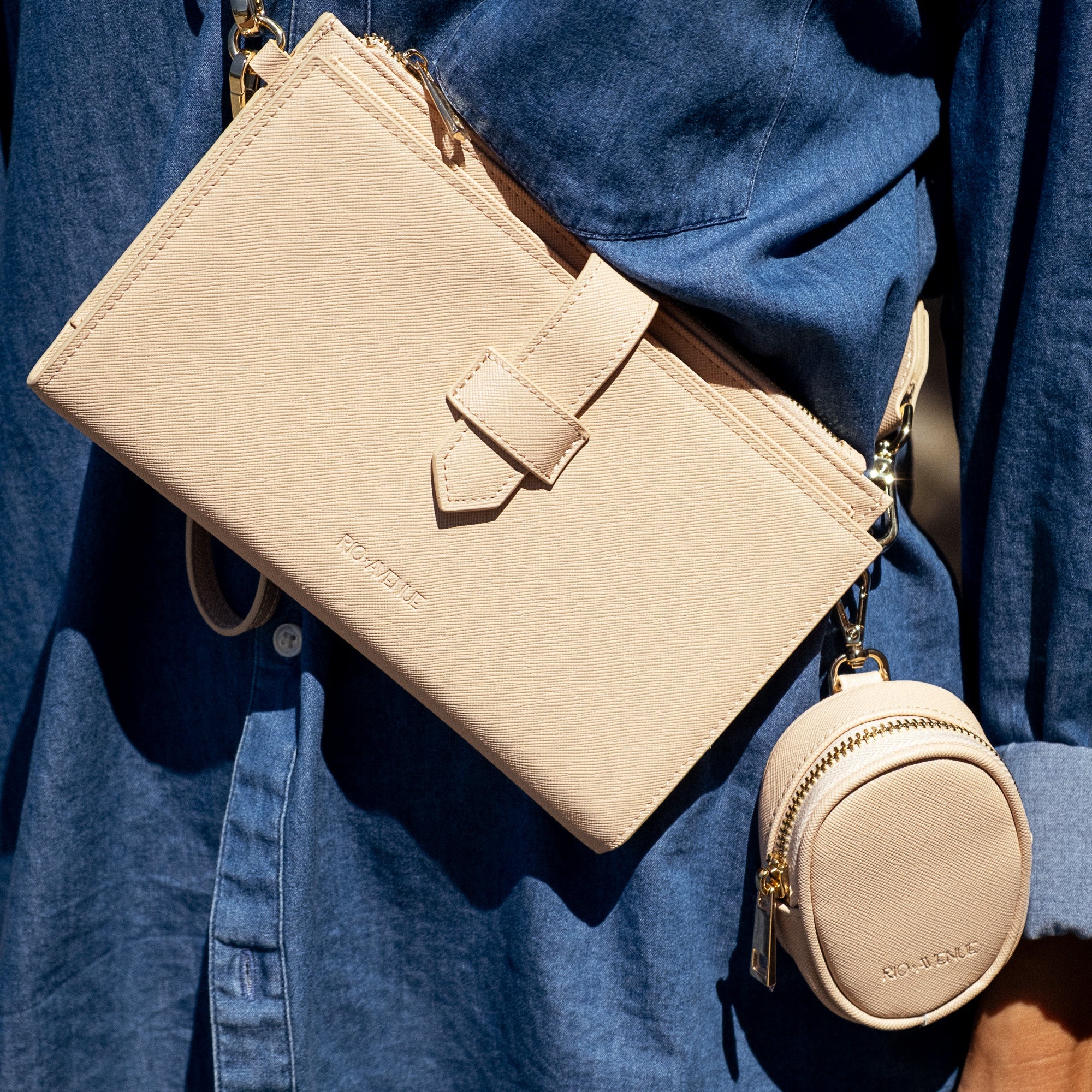 Travel Wallet - Beige