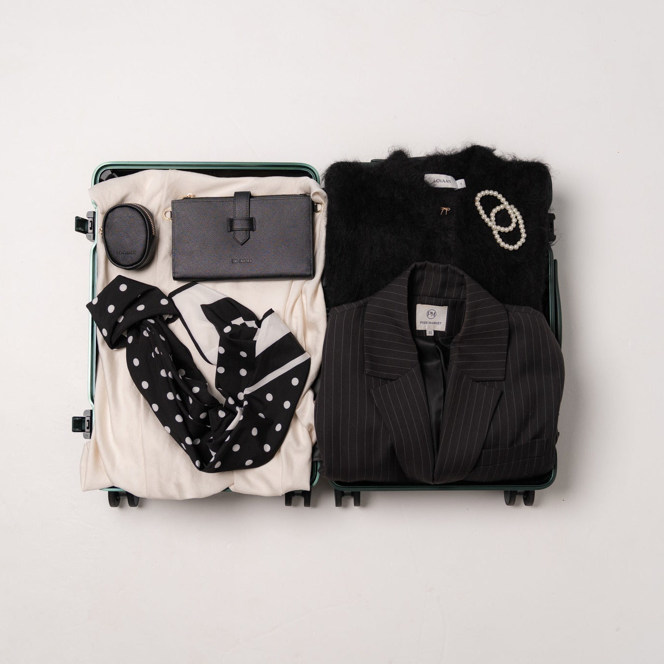 Travel Wallet - Black