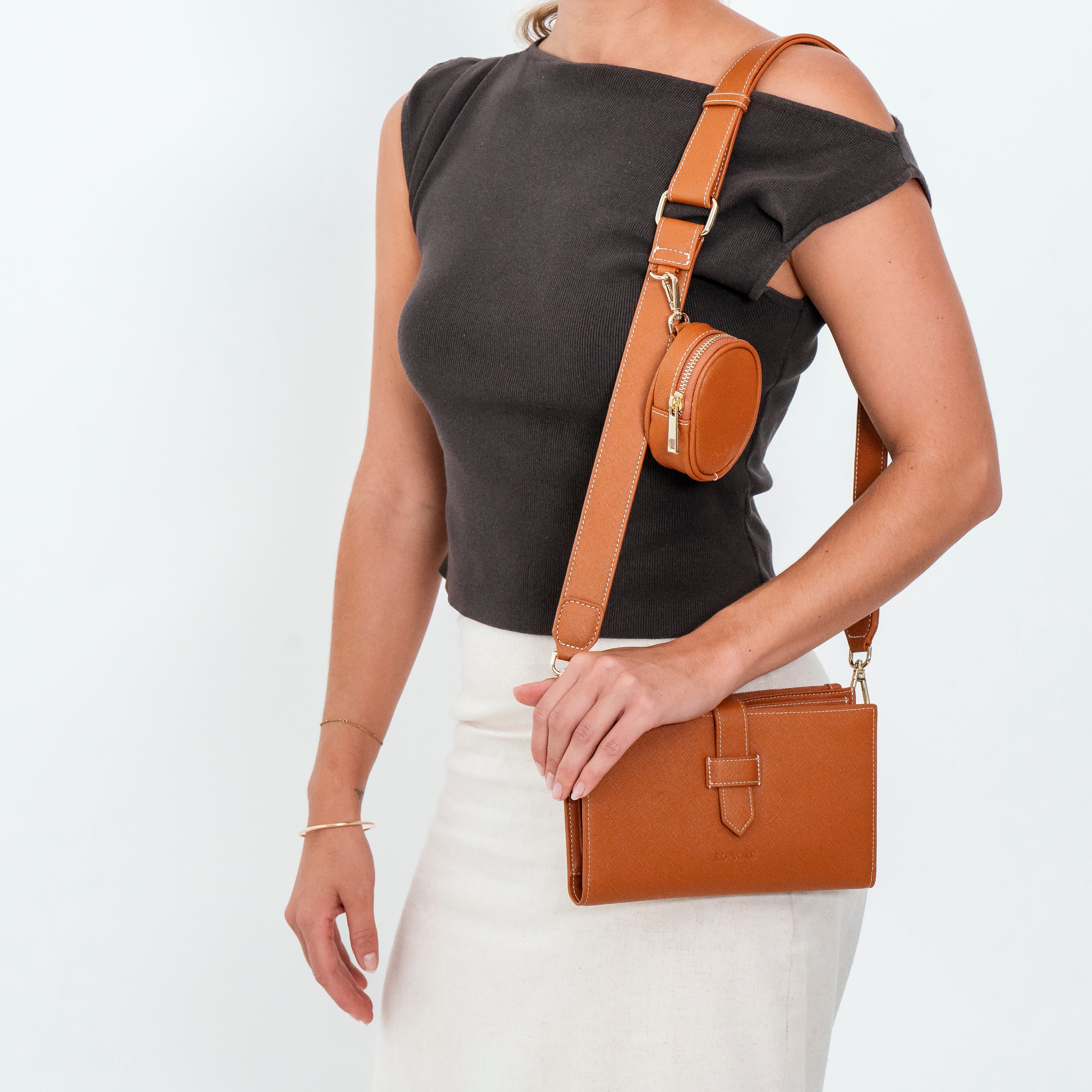 Travel Wallet - Tan